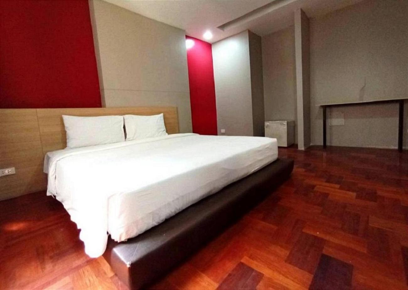 Go Inn Bts Surasak Silom Bkk โกอินน์ บีทีเอส สถานีสุรศักดิ์ Bangkok Eksteriør bilde